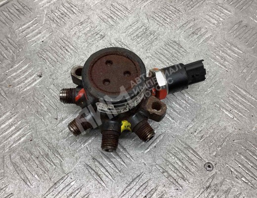 Датчик давления топлива Renault Megane II 2002-2006  Renault Megane Megane II 2002-2006