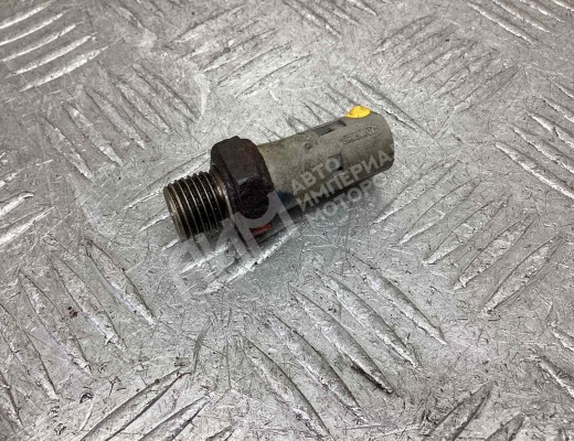 Датчик давления масла Renault Megane II 2002-2006  Renault Megane Megane II 2002-2006