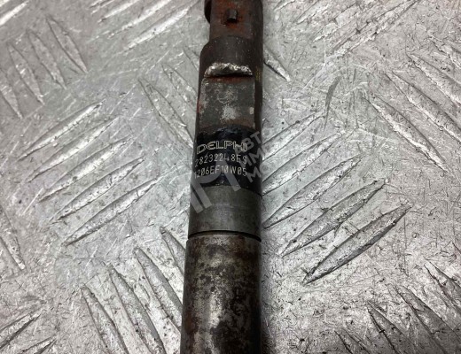 Форсунка Renault Megane II 2002-2006  Renault Megane Megane II 2002-2006