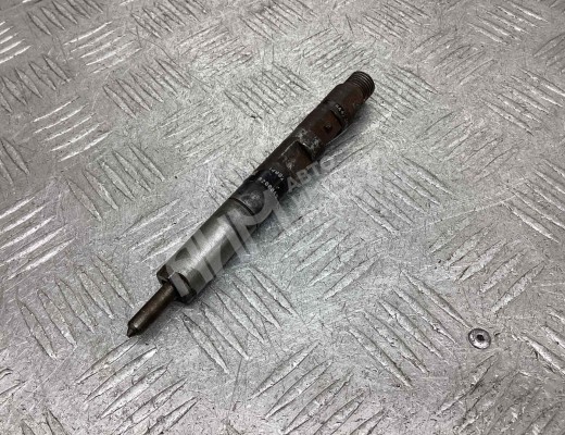 Форсунка Renault Megane II 2002-2006  Renault Megane Megane II 2002-2006