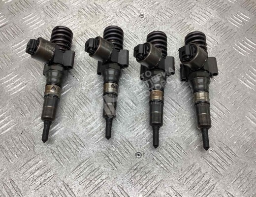 Форсунка Volkswagen Touran I (1T) 2003-2006  Volkswagen Touran Touran I (1T) 2003-2006