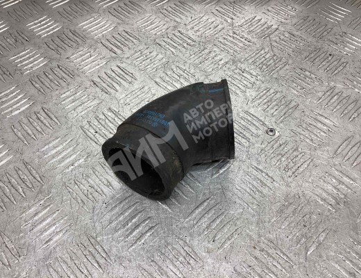 Патрубок интеркулера Volkswagen Passat B5 (3B) 1996-2000  Volkswagen Passat Passat B5 (3B) 1996-2000
