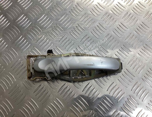 Ручка наружная передняя правая Volkswagen Touran I (1T) 2003-2006  Volkswagen Touran Touran I (1T) 2003-2006