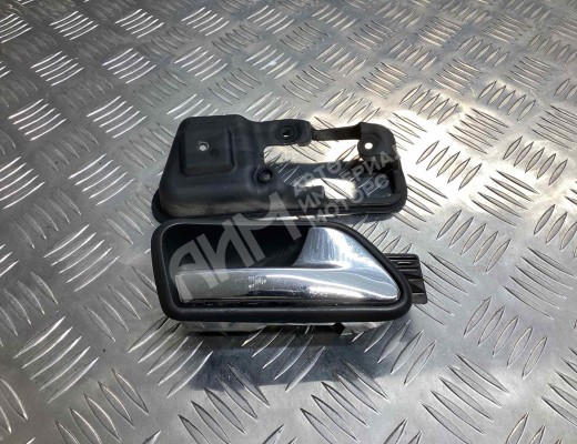 Ручка внутренняя передняя правая Volkswagen Touran I (1T) 2003-2006  Volkswagen Touran Touran I (1T) 2003-2006