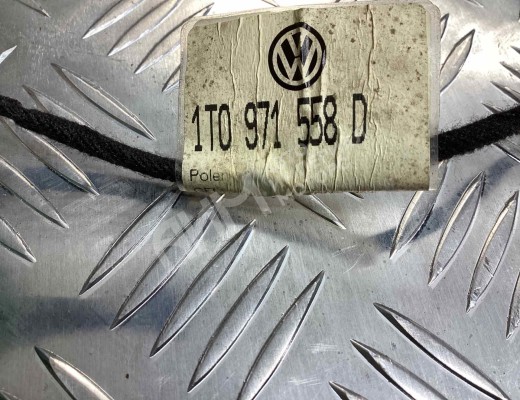 Проводка двери передней правой Volkswagen Touran I (1T) 2003-2006  Volkswagen Touran Touran I (1T) 2003-2006