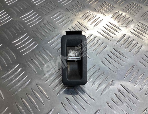 Кнопка стеклоподъемника переднего правого Volkswagen Touran I (1T) 2003-2006  Volkswagen Touran Touran I (1T) 2003-2006