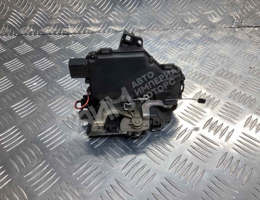 Замок двери передней левой Volkswagen Golf IV (1J) 1997-2004  Volkswagen Golf Golf IV (1J) 1997-2004