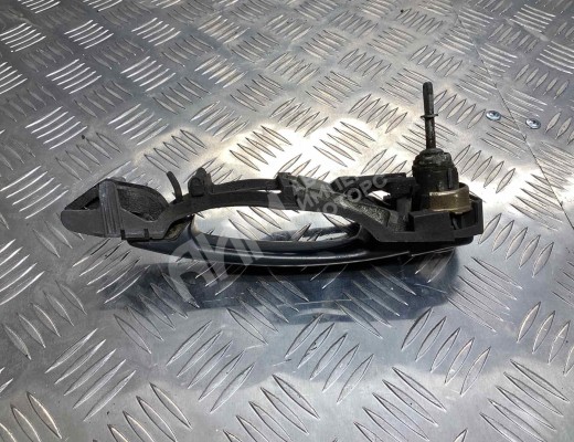 Ручка наружная передняя левая Volkswagen Golf IV (1J) 1997-2004  Volkswagen Golf Golf IV (1J) 1997-2004