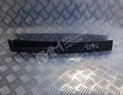 Накладка двери передней левой Chrysler Voyager IV (RG) 2001-2008  Chrysler Voyager Voyager IV (RG) 2001-2008