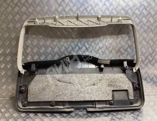 Обшивка крышки багажника Volvo V50 (MW) 2003-2007  Volvo V50 V50 (MW) 2003-2007