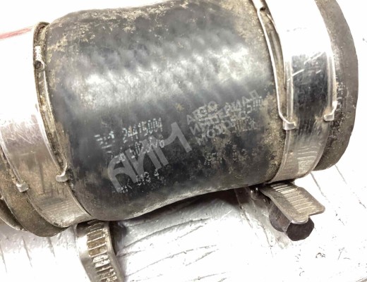 Патрубок интеркулера Opel Vectra C 2002-2005  Opel Vectra Vectra C 2002-2005