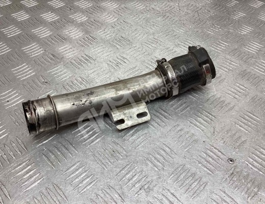 Патрубок интеркулера Opel Vectra C 2002-2005  Opel Vectra Vectra C 2002-2005