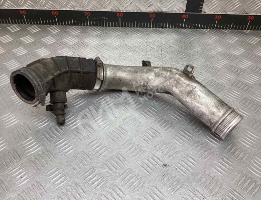 Патрубок воздушного фильтра Volvo S60 I (RS, RH) 2000-2009  Volvo S60 S60 I (RS, RH) 2000-2009