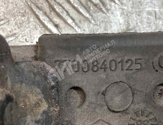 Кронштейн радиатора Renault Megane I 1995-2002  Renault Megane Megane I 1995-2002