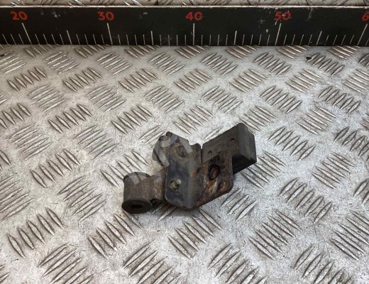 Кронштейн радиатора Renault Megane I 1995-2002  Renault Megane Megane I 1995-2002