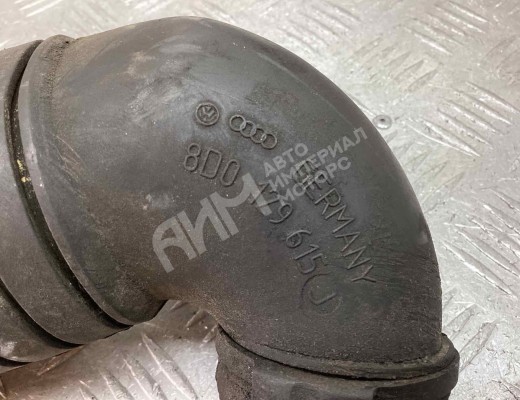 Патрубок воздушного фильтра Volkswagen Passat B5 (3B) 1996-2000  Volkswagen Passat Passat B5 (3B) 1996-2000