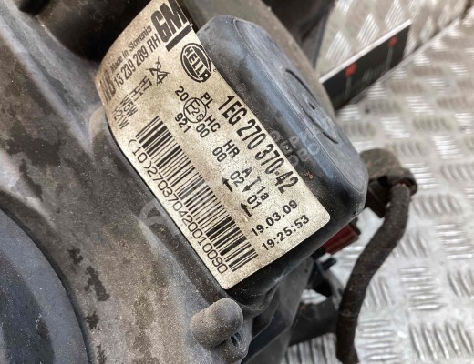 Фара правая Opel Astra H 2007-2010 рестайлинг  Opel Astra Astra H 2007-2010 рестайлинг
