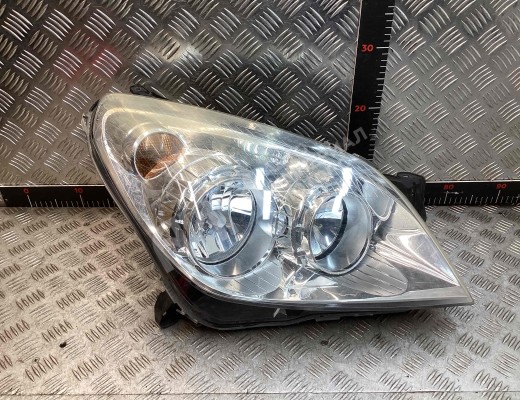Фара правая Opel Astra H 2007-2010 рестайлинг  Opel Astra Astra H 2007-2010 рестайлинг