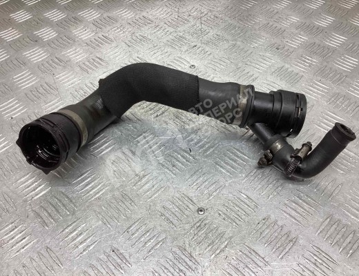 Патрубок радиатора BMW X5 (E53) 2003-2006 рестайлинг  BMW X5 X5 (E53) 2003-2006 рестайлинг