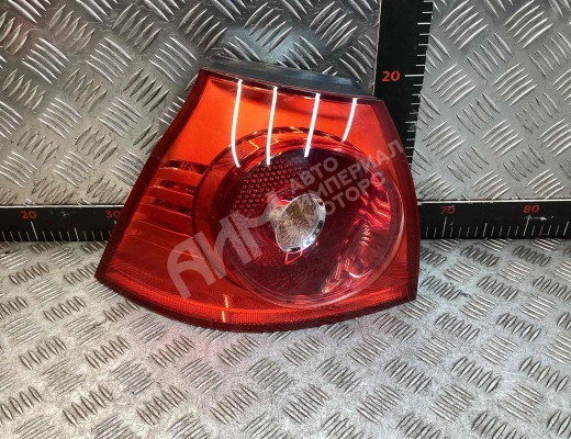 Фонарь задний левый Volkswagen Golf V (1K) 2004-2009  Volkswagen Golf Golf V (1K) 2004-2009