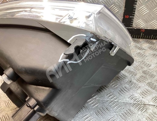 Фара правая Ford Fusion (JU) 2002-2005  Ford Fusion Fusion (JU) 2002-2005