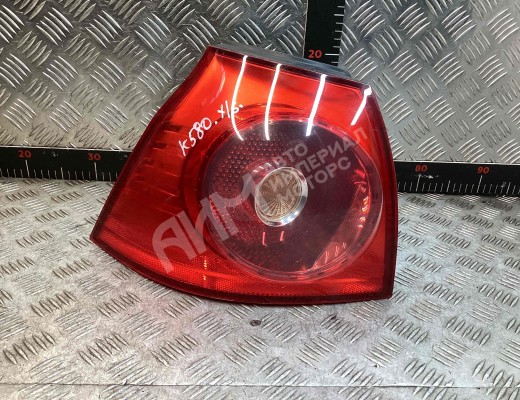 Фонарь задний левый Volkswagen Golf V (1K) 2004-2009  Volkswagen Golf Golf V (1K) 2004-2009