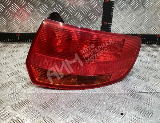 Фонарь задний правый Audi A3 II (8P) 2005-2008 рестайлинг  Audi A3 A3 II (8P) 2005-2008 рестайлинг