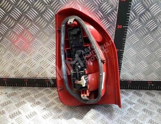 Фонарь задний правый Citroen X. Picasso (N68) 1999-2010  Citroen Xsara Picasso X. Picasso (N68) 1999-2010