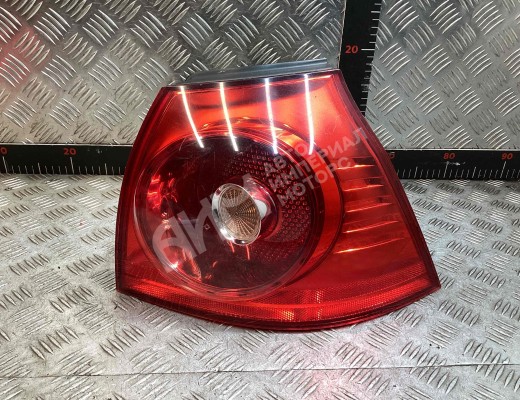 Фонарь задний правый Volkswagen Golf V (1K) 2004-2009  Volkswagen Golf Golf V (1K) 2004-2009