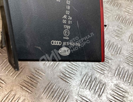 Фонарь задний правый Audi A4 B7 (8EC, 8ED) 2004-2008  Audi A4 A4 B7 (8EC, 8ED) 2004-2008