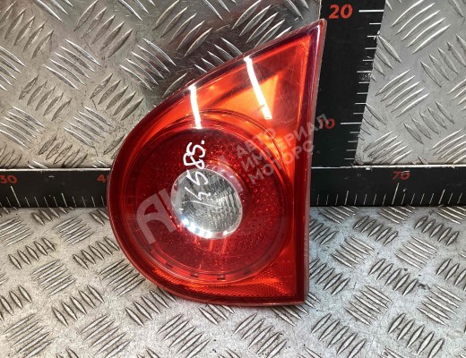 Фонарь крышки багажника правый Volkswagen Golf V (1K) 2004-2009  Volkswagen Golf Golf V (1K) 2004-2009