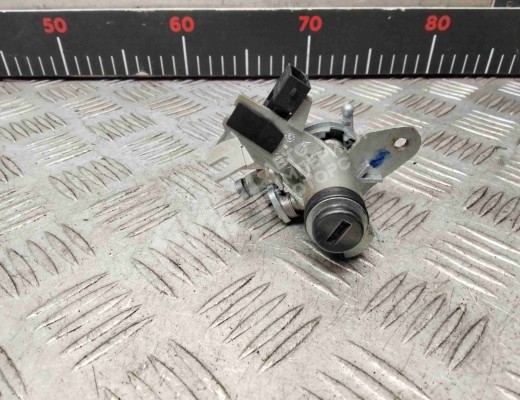 Личинка замка багажника Audi A6 C6 (4F) 2004-2008  Audi A6 A6 C6 (4F) 2004-2008