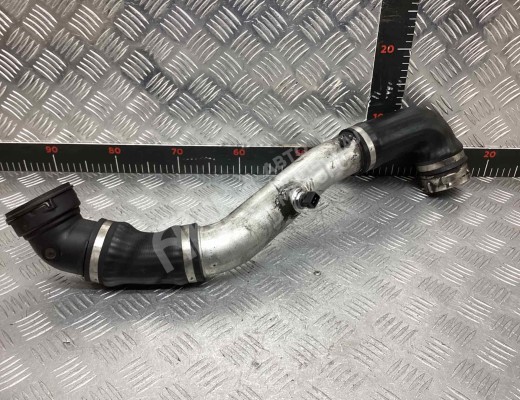 Патрубок интеркулера BMW 7-Series (E65/66) 2001-2008  BMW 7-Series 7-Series (E65/66) 2001-2008