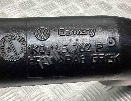 Патрубок интеркулера Volkswagen     