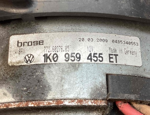 Вентилятор кондиционера Volkswagen Passat B6 (3C) 2005-2010  Volkswagen Passat Passat B6 (3C) 2005-2010