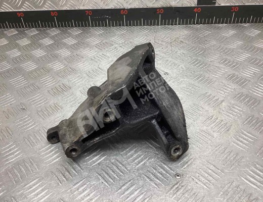 Кронштейн двигателя Volkswagen Crafter I (2E) 2006-2016  Volkswagen Crafter Crafter I (2E) 2006-2016
