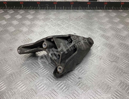 Кронштейн двигателя Volkswagen Crafter I (2E) 2006-2016  Volkswagen Crafter Crafter I (2E) 2006-2016