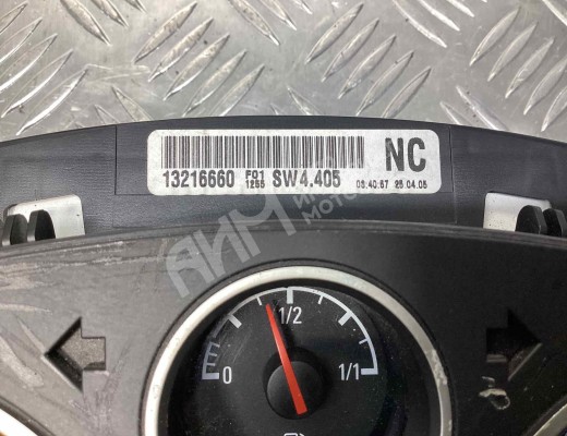 Щиток приборов (приборная панель) Opel Astra H 2004-2007  Opel Astra Astra H 2004-2007