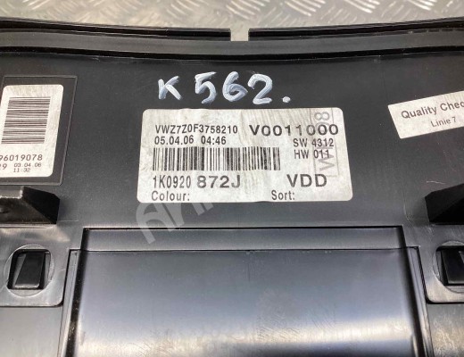 Щиток приборов (приборная панель) Volkswagen Golf V (1K) 2004-2009  Volkswagen Golf Golf V (1K) 2004-2009