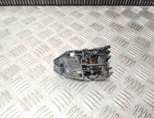 Ручка внутренняя передняя правая Mitsubishi Lancer 9 (CS) 2003-2005 рестайлинг  Mitsubishi Lancer Lancer 9 (CS) 2003-2005 рестайлинг