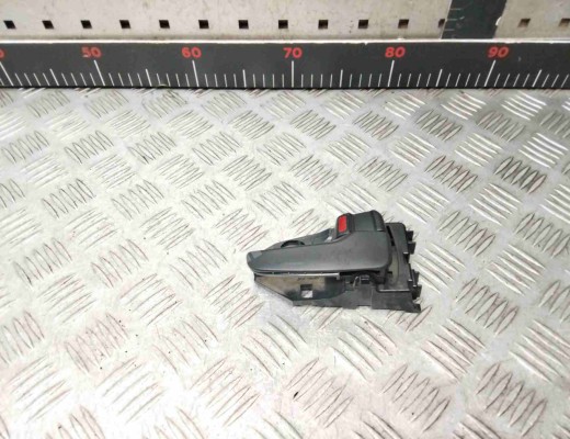 Ручка внутренняя передняя правая Mitsubishi Lancer 9 (CS) 2003-2005 рестайлинг  Mitsubishi Lancer Lancer 9 (CS) 2003-2005 рестайлинг