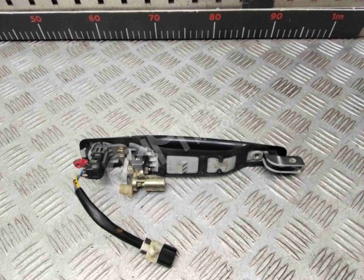 Ручка наружная передняя правая Mitsubishi Lancer 9 (CS) 2003-2005 рестайлинг  Mitsubishi Lancer Lancer 9 (CS) 2003-2005 рестайлинг