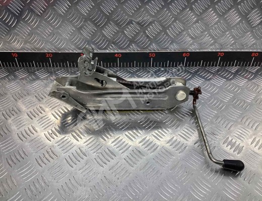 Домкрат Audi A3 I (8L) 1996-2000  Audi A3 A3 I (8L) 1996-2000