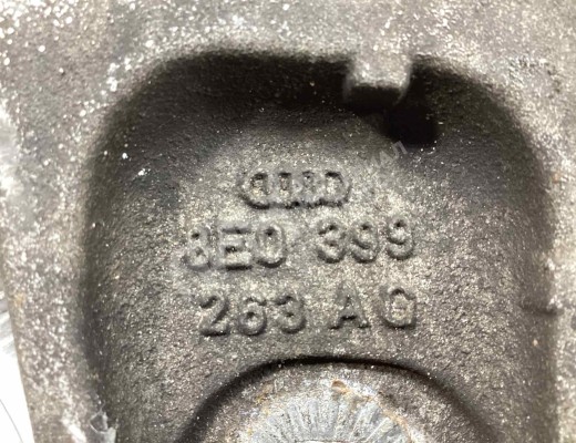 Балка под КПП Audi A4 B7 (8EC, 8ED) 2004-2008  Audi A4 A4 B7 (8EC, 8ED) 2004-2008