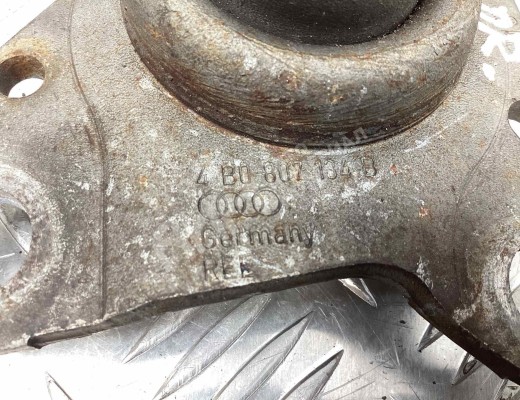 Кронштейн крепления бампера переднего Audi A6 C5 (4B) 1997-2001  Audi A6 A6 C5 (4B) 1997-2001