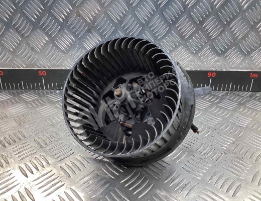 Моторчик печки Volkswagen Caddy III (2K) 2004-2010  Volkswagen Caddy Caddy III (2K) 2004-2010