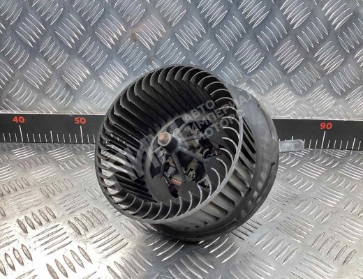 Моторчик печки Volkswagen Caddy III (2K) 2004-2010  Volkswagen Caddy Caddy III (2K) 2004-2010