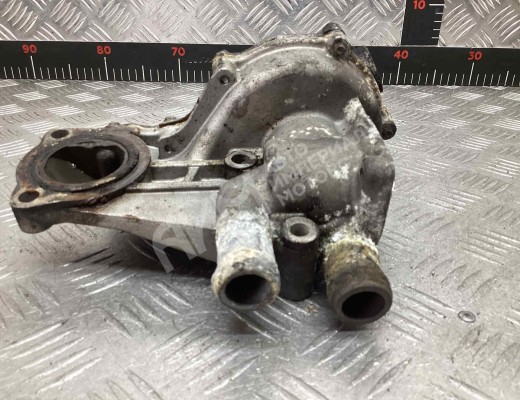 Помпа Audi 80 B4 (8C) 1991-1995  Audi 80 80 B4 (8C) 1991-1995