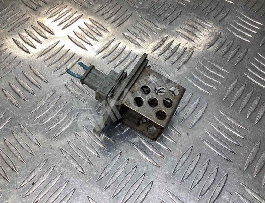 Сопротивление вентилятора охлаждения Citroen C5 I 2001-2004  Citroen C5 C5 I 2001-2004