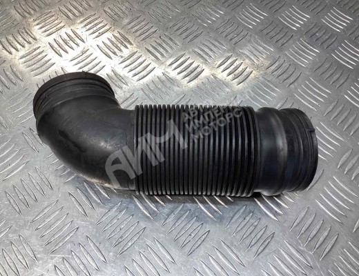 Патрубок воздушного фильтра Volkswagen Golf V (1K) 2004-2009  Volkswagen Golf Golf V (1K) 2004-2009